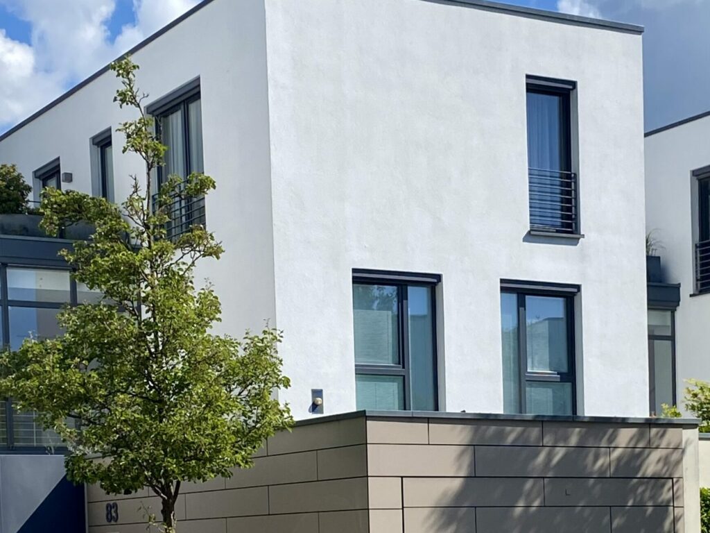 ak-Haus neu neu